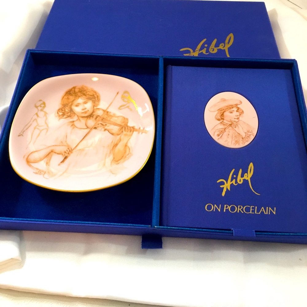 Hibel on porcelain, “Flutist” medallion Allegro square round plate.